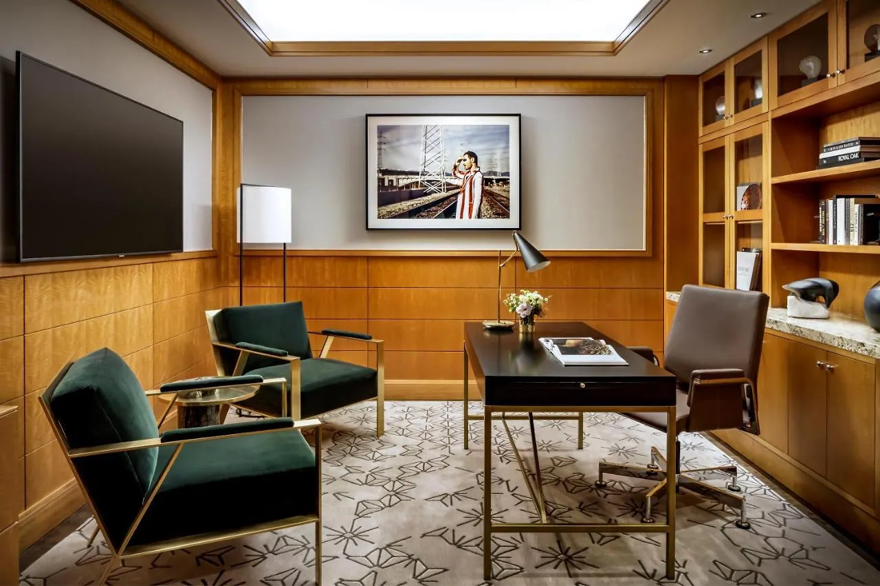 The Ritz-Carlton, Toronto Hotel