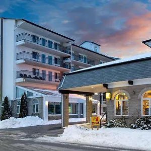 Отель Super 8 By Wyndham By The Falls, Ниагара-Фолс